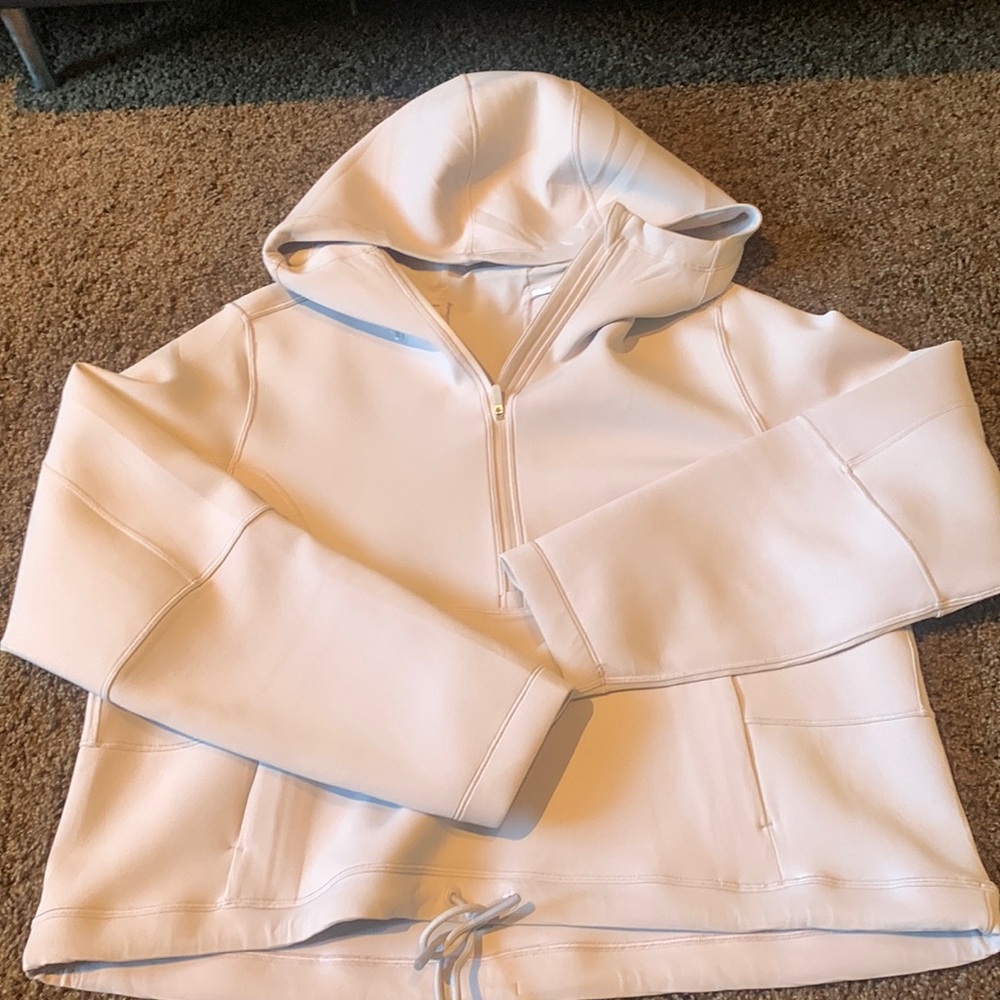 Lululemon Air quarter zip